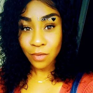 Meet your Posher, Justine